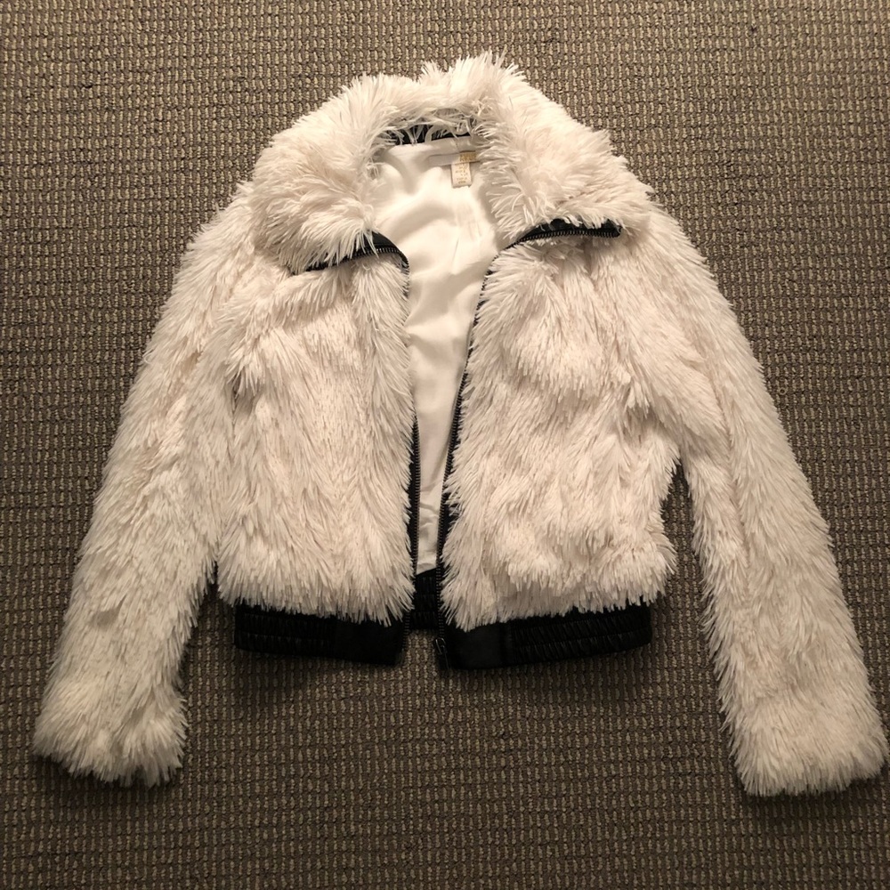 Amuse Society White Furry Jacket
